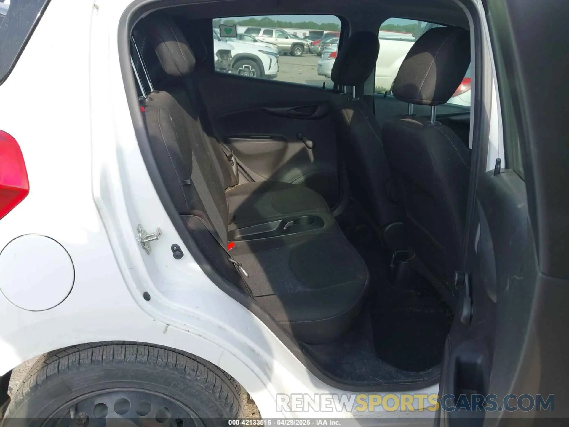8 Photograph of a damaged car KL8CB6SAXMC715610 CHEVROLET SPARK 2021