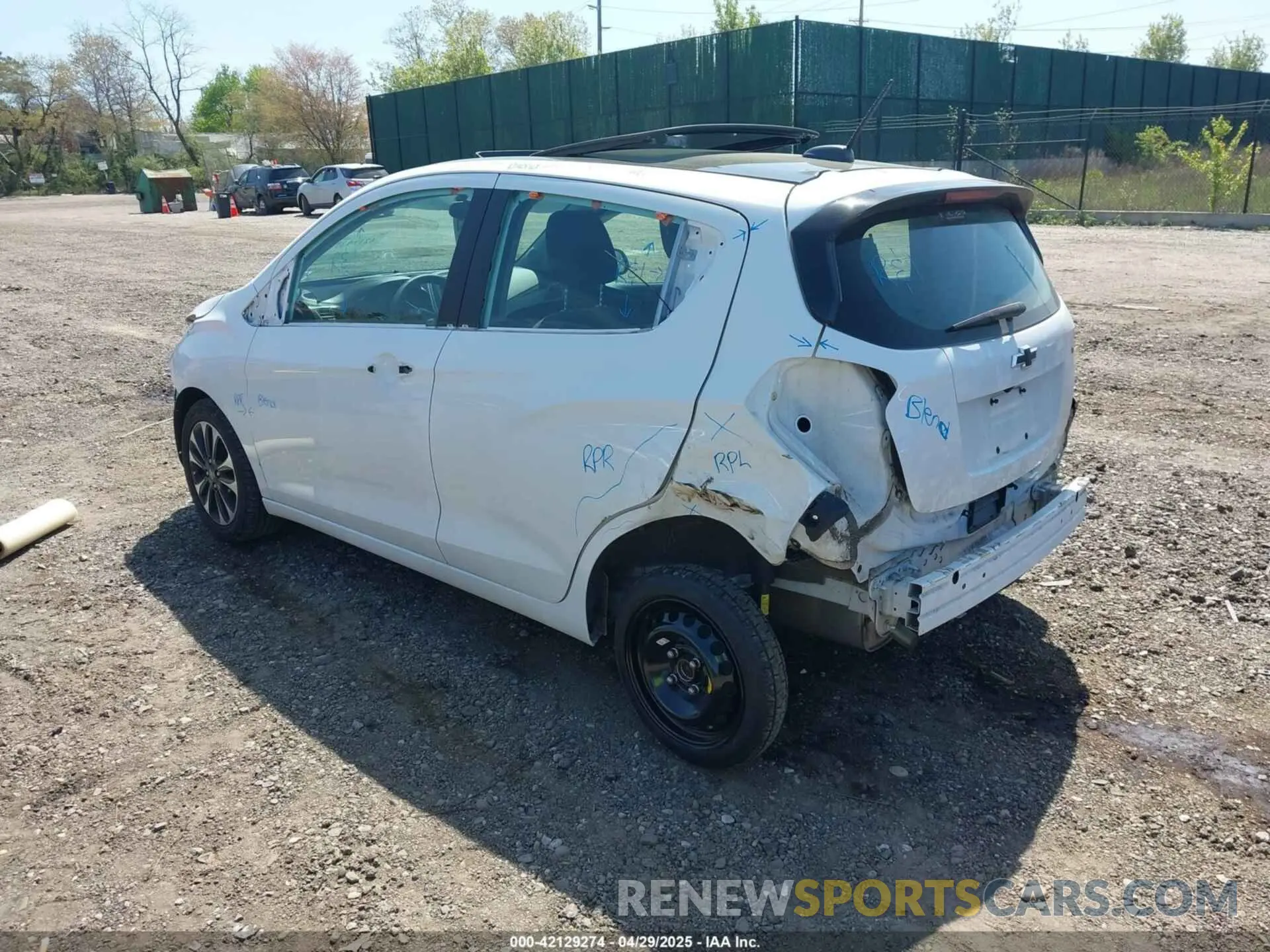 3 Фотография поврежденного автомобиля KL8CC6SA3MC225880 CHEVROLET SPARK 2021