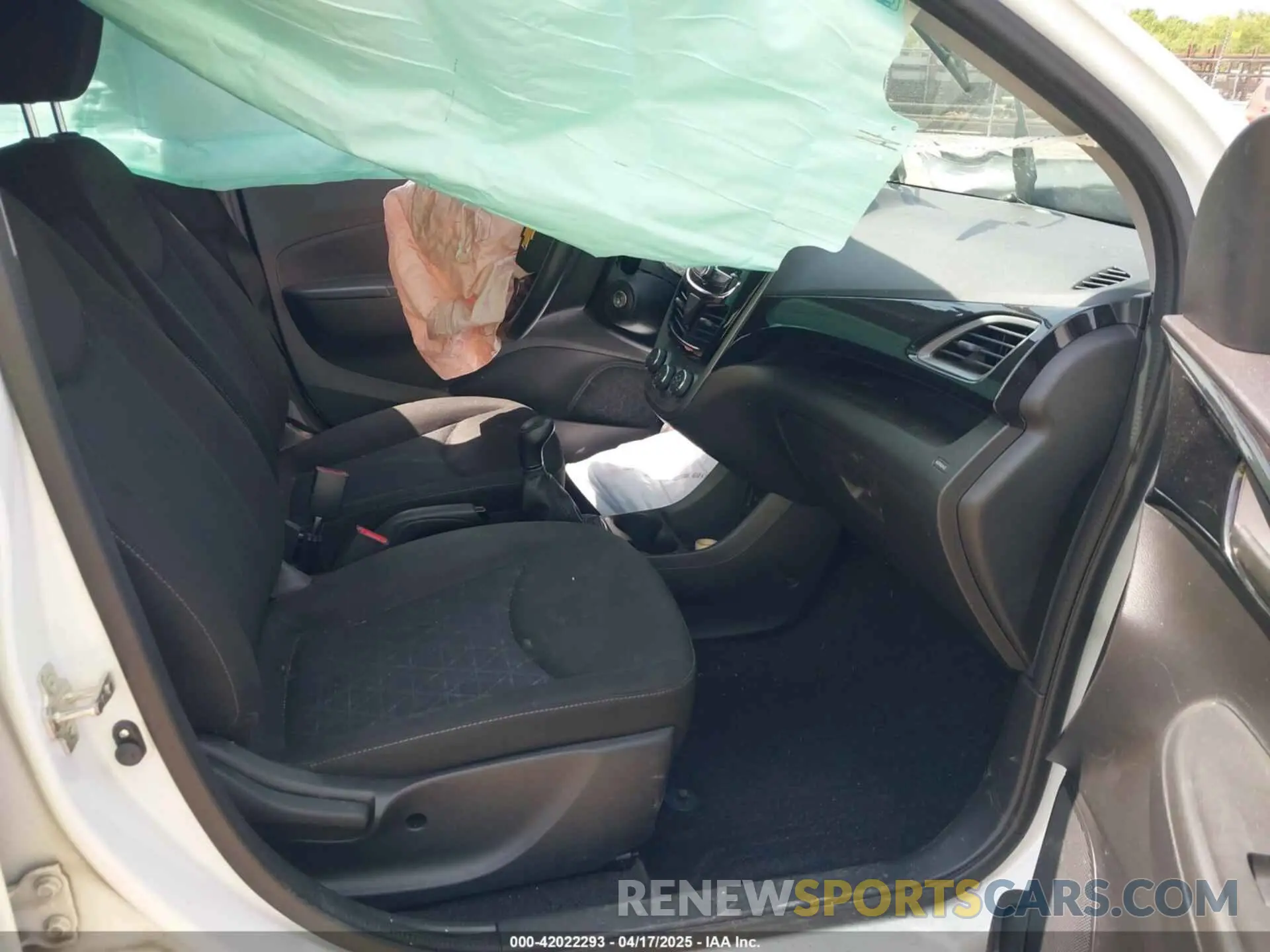 5 Фотография поврежденного автомобиля KL8CC6SA8MC725789 CHEVROLET SPARK 2021