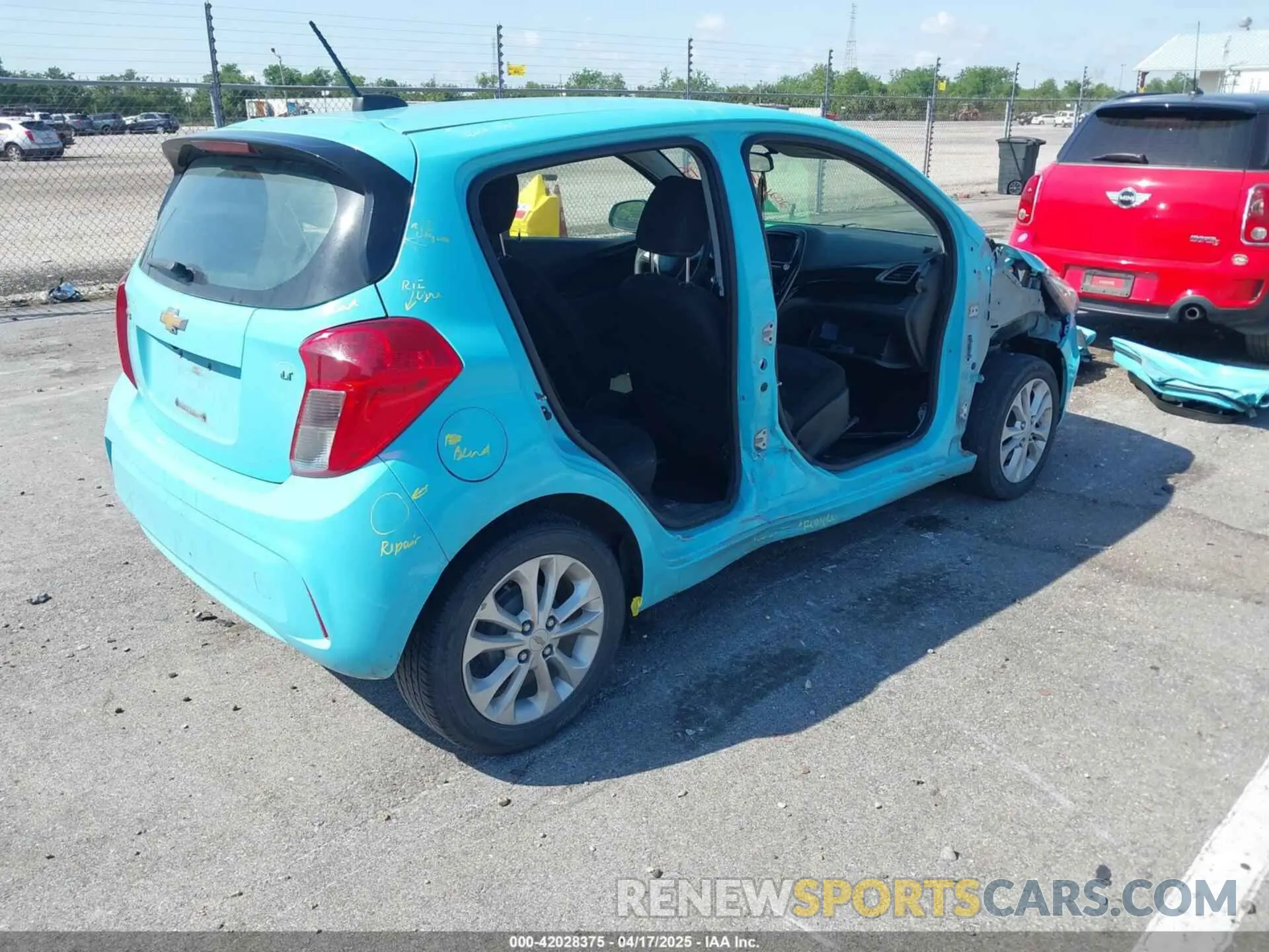 4 Photograph of a damaged car KL8CD6SA0MC715285 CHEVROLET SPARK 2021