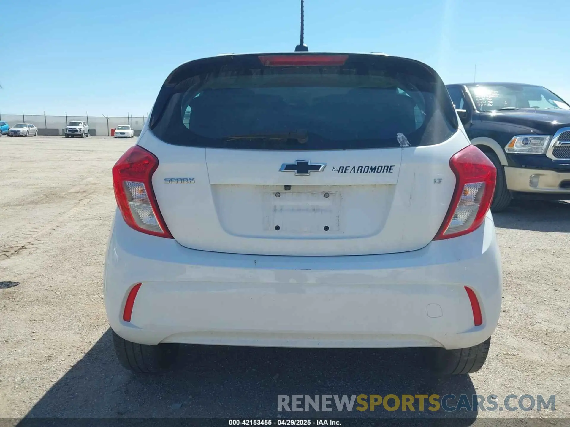 16 Фотография поврежденного автомобиля KL8CD6SA0MC741532 CHEVROLET SPARK 2021