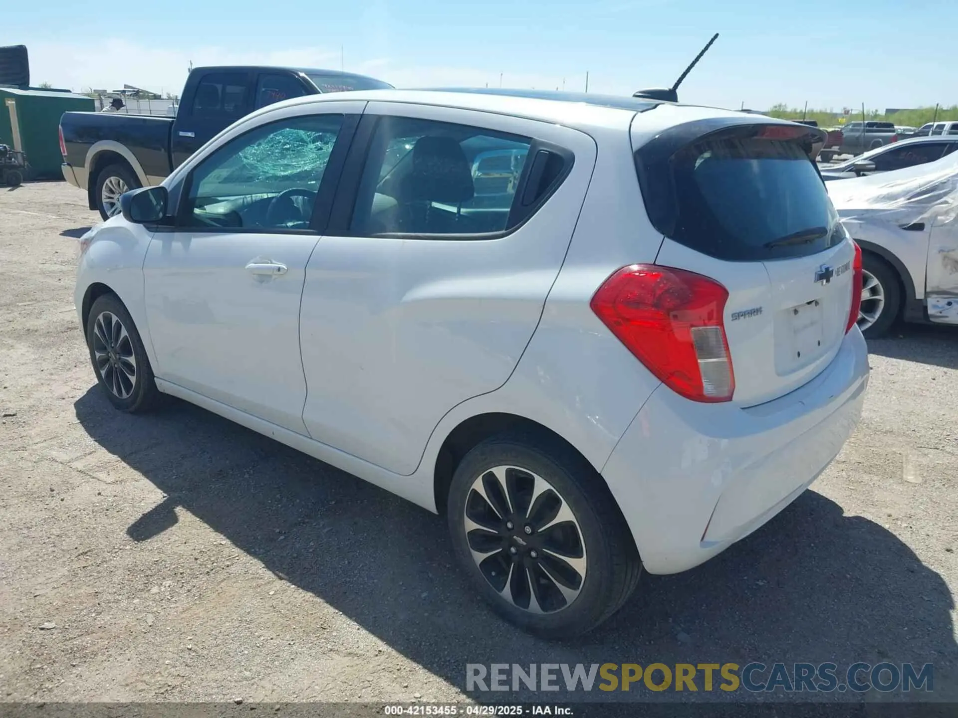 3 Фотография поврежденного автомобиля KL8CD6SA0MC741532 CHEVROLET SPARK 2021