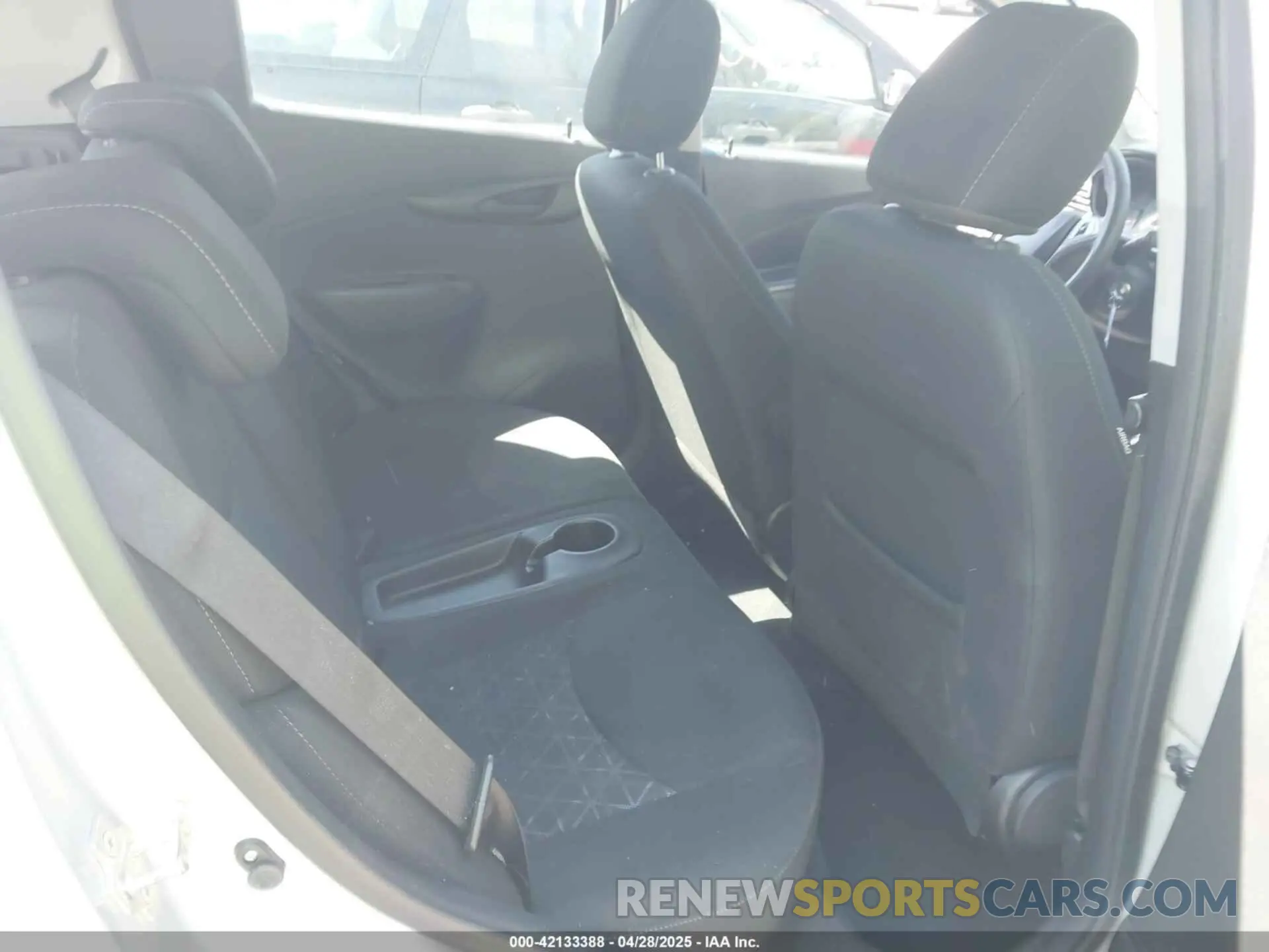 8 Фотография поврежденного автомобиля KL8CD6SA1MC726277 CHEVROLET SPARK 2021