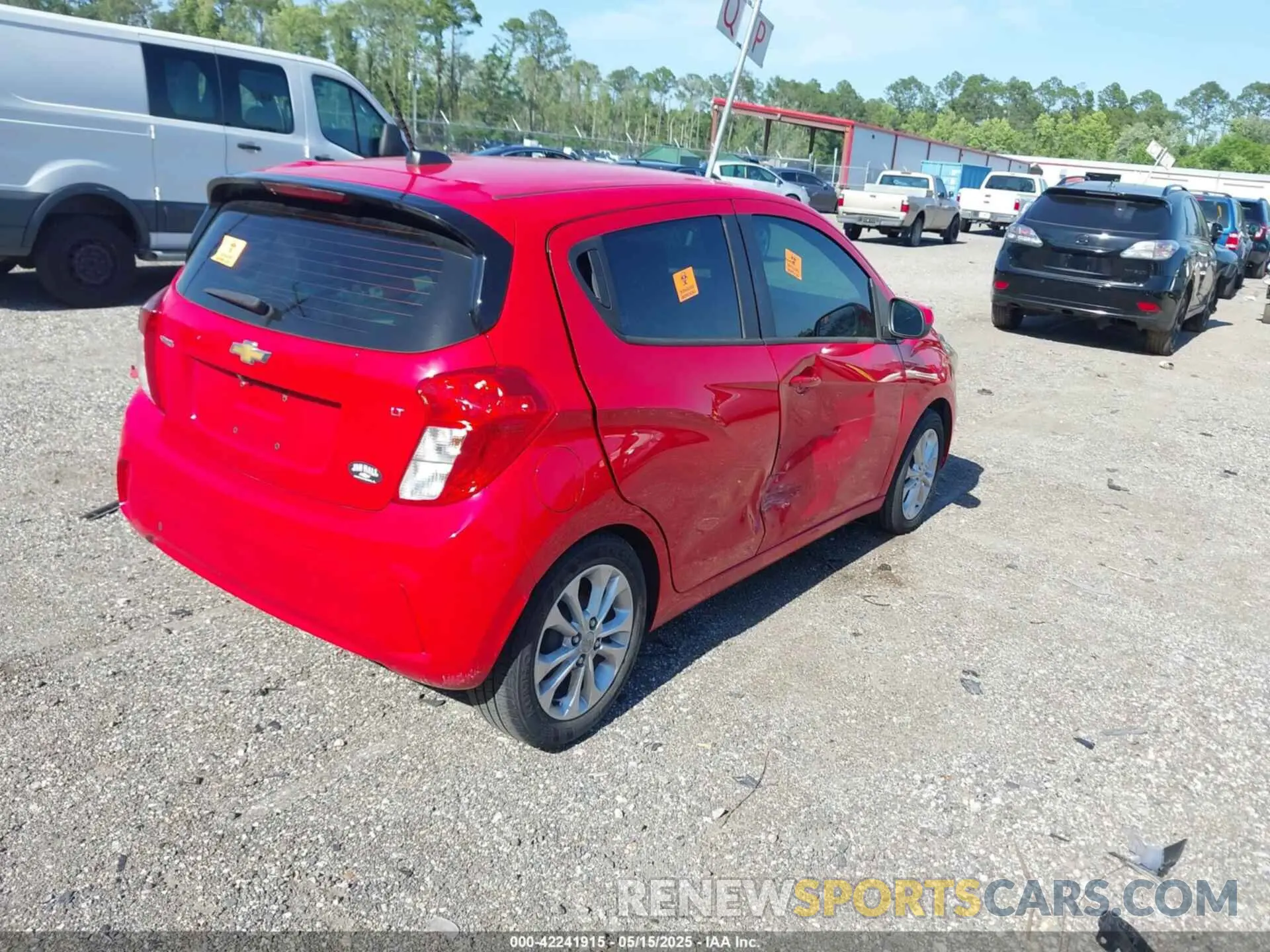 4 Photograph of a damaged car KL8CD6SA2MC746070 CHEVROLET SPARK 2021
