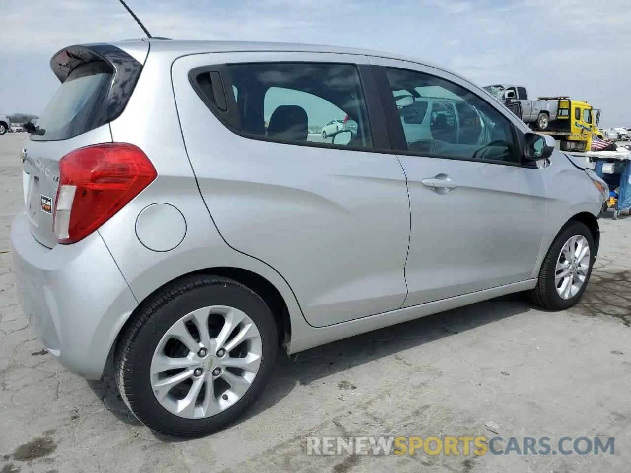 3 Фотография поврежденного автомобиля KL8CD6SA5MC717887 CHEVROLET SPARK 2021