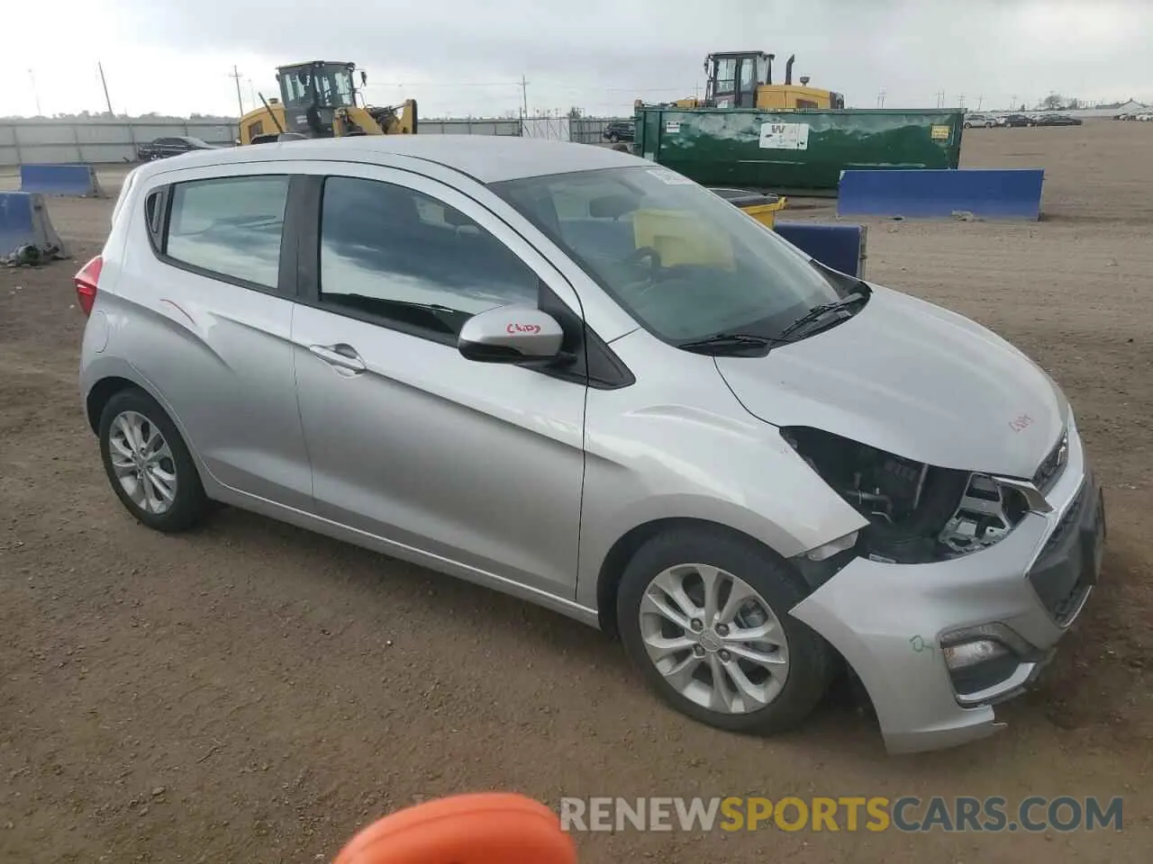 4 Photograph of a damaged car KL8CD6SA6MC223344 CHEVROLET SPARK 2021