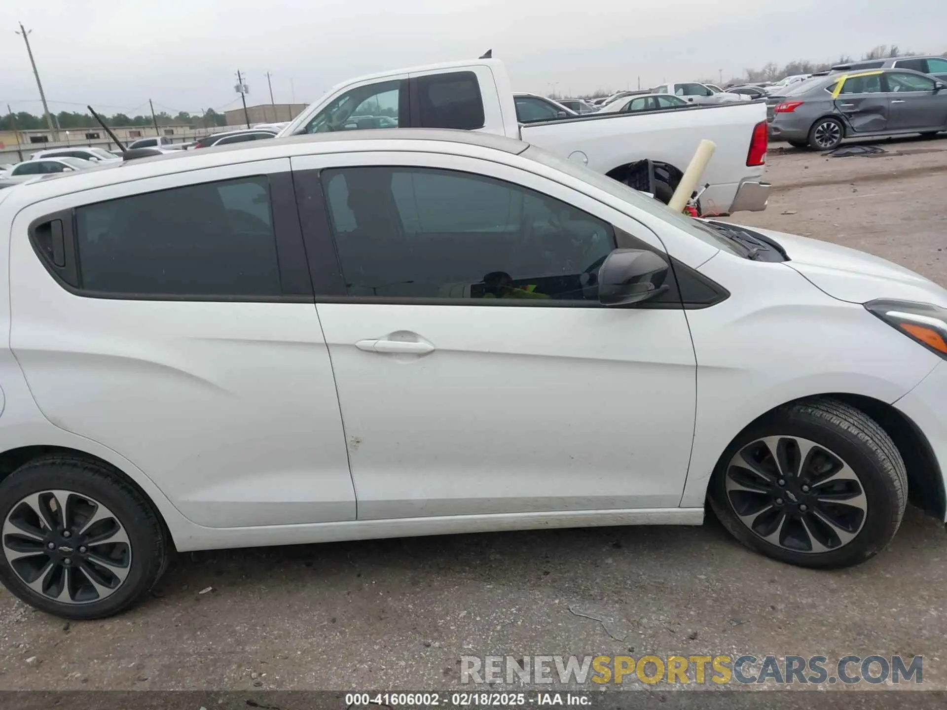 14 Фотография поврежденного автомобиля KL8CD6SA6MC715730 CHEVROLET SPARK 2021