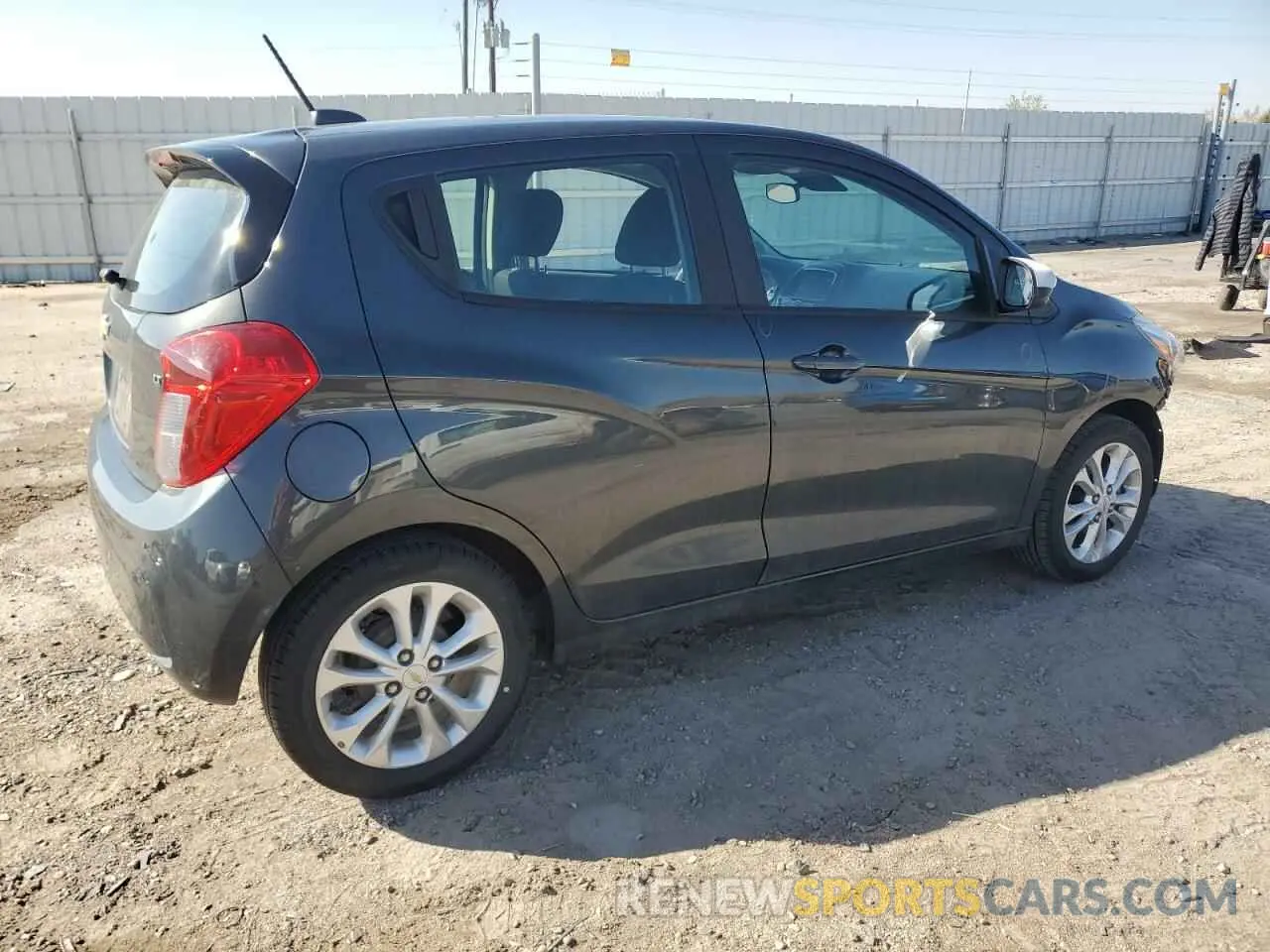3 Фотография поврежденного автомобиля KL8CD6SA7MC222980 CHEVROLET SPARK 2021
