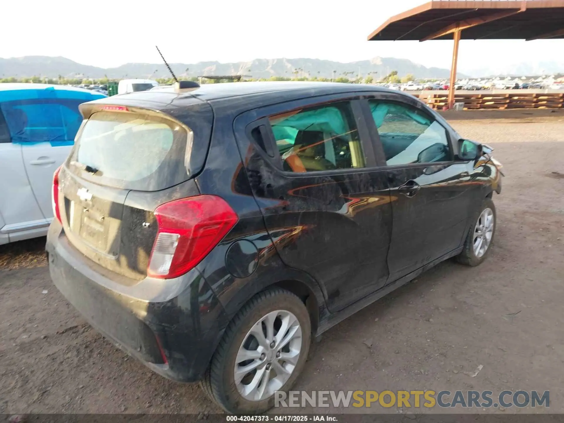 4 Photograph of a damaged car KL8CD6SA7MC750728 CHEVROLET SPARK 2021