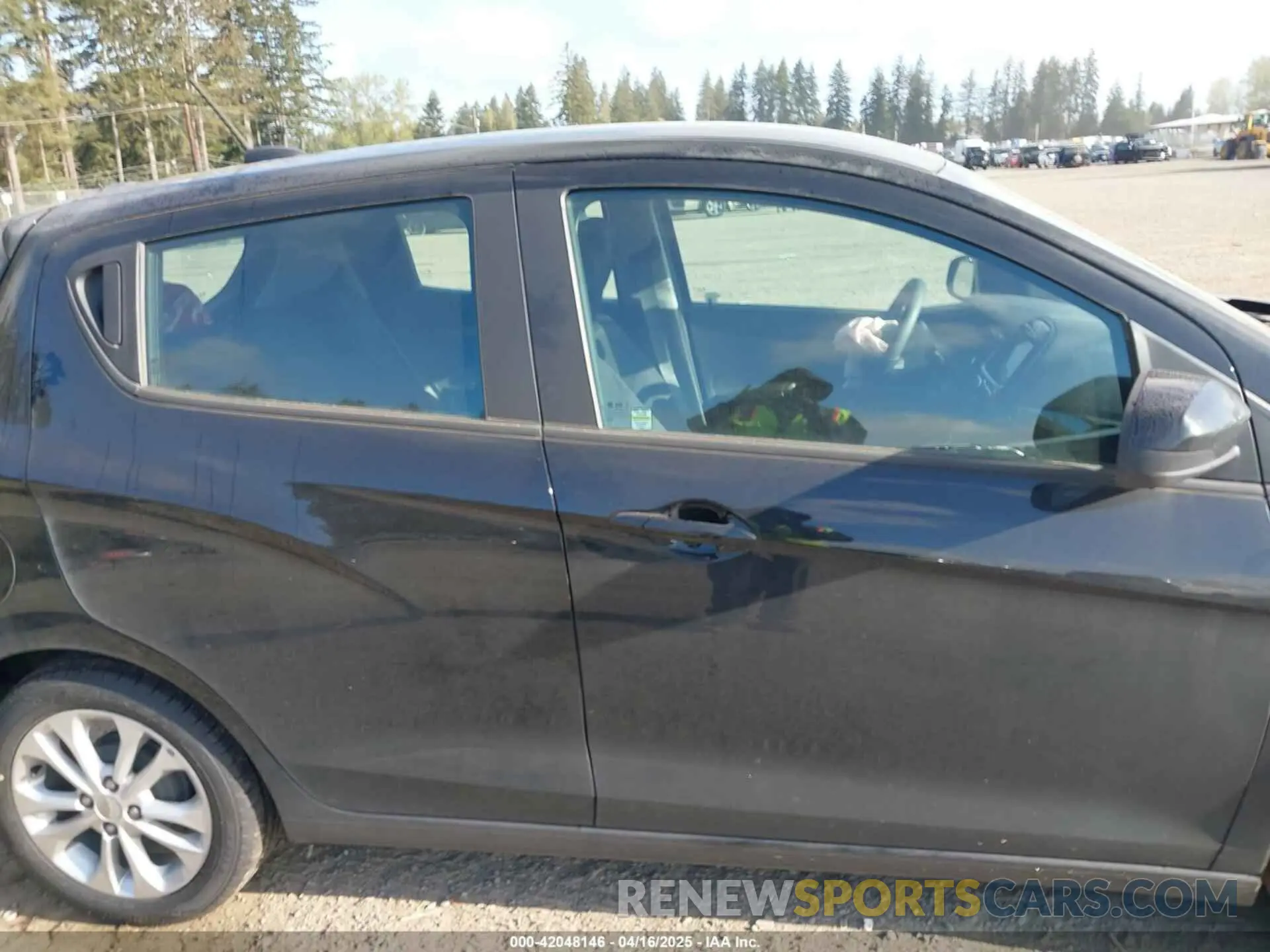 13 Фотография поврежденного автомобиля KL8CD6SA9MC747023 CHEVROLET SPARK 2021