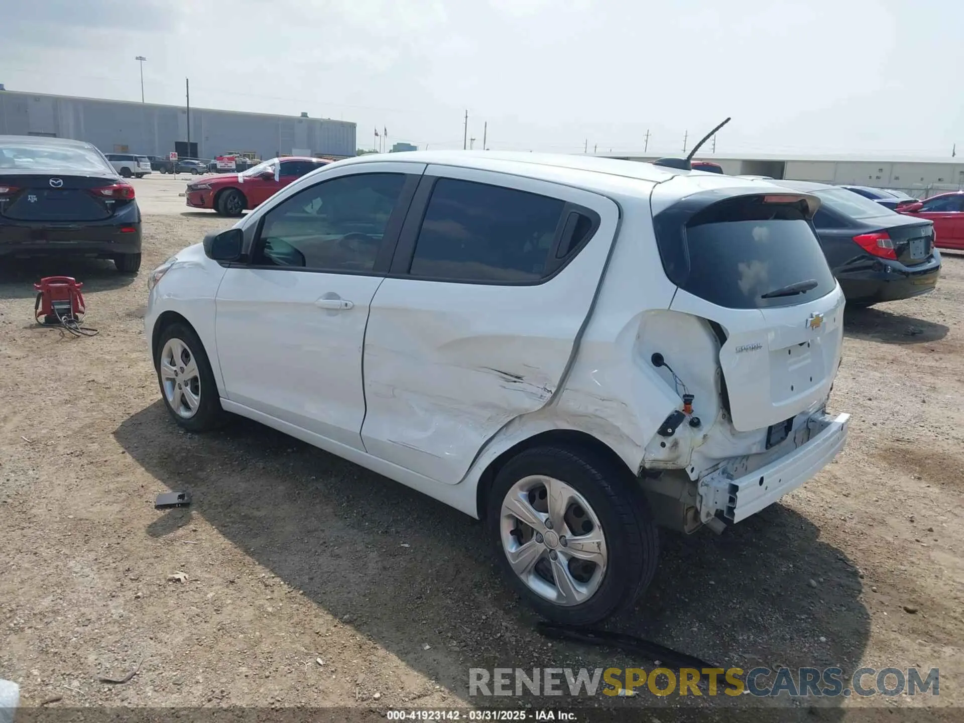 3 Фотография поврежденного автомобиля KL8CB6SA1NC003990 CHEVROLET SPARK 2022
