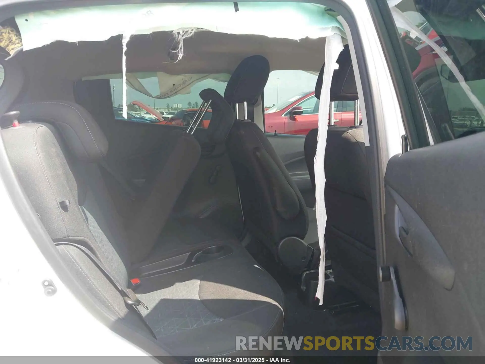 8 Фотография поврежденного автомобиля KL8CB6SA1NC003990 CHEVROLET SPARK 2022