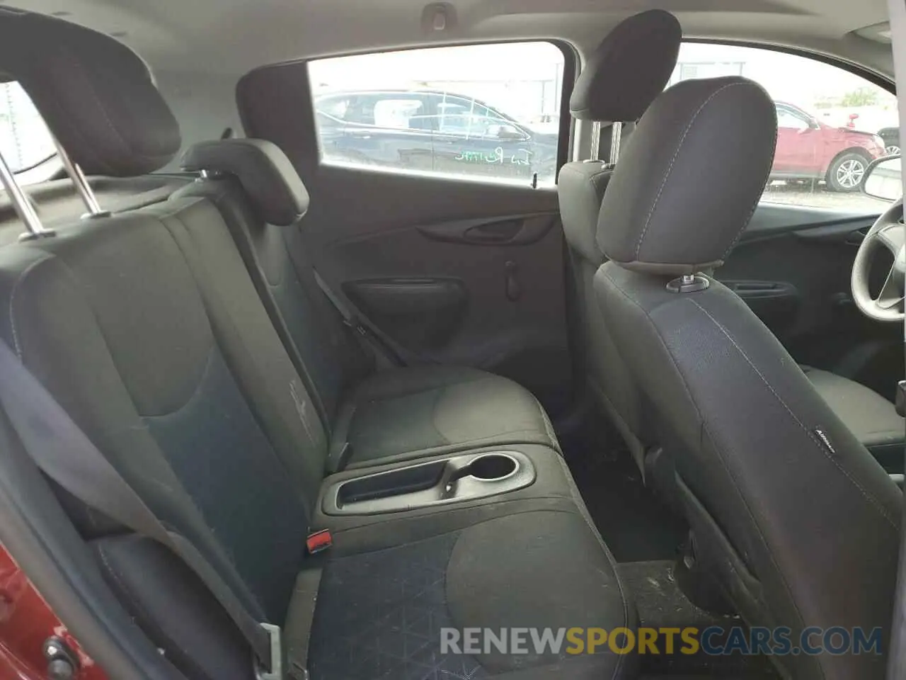 10 Photograph of a damaged car KL8CB6SA9NC006507 CHEVROLET SPARK 2022