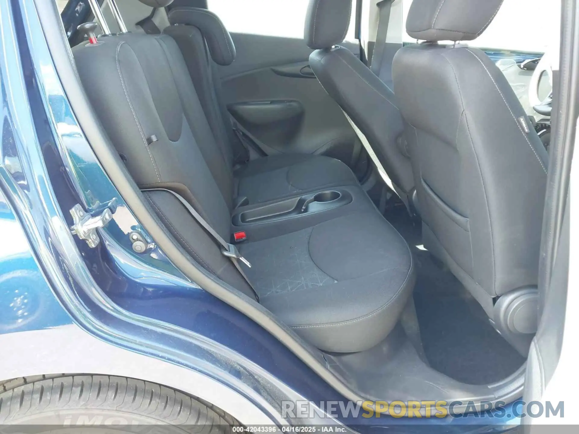 8 Фотография поврежденного автомобиля KL8CD6SA0NC036893 CHEVROLET SPARK 2022