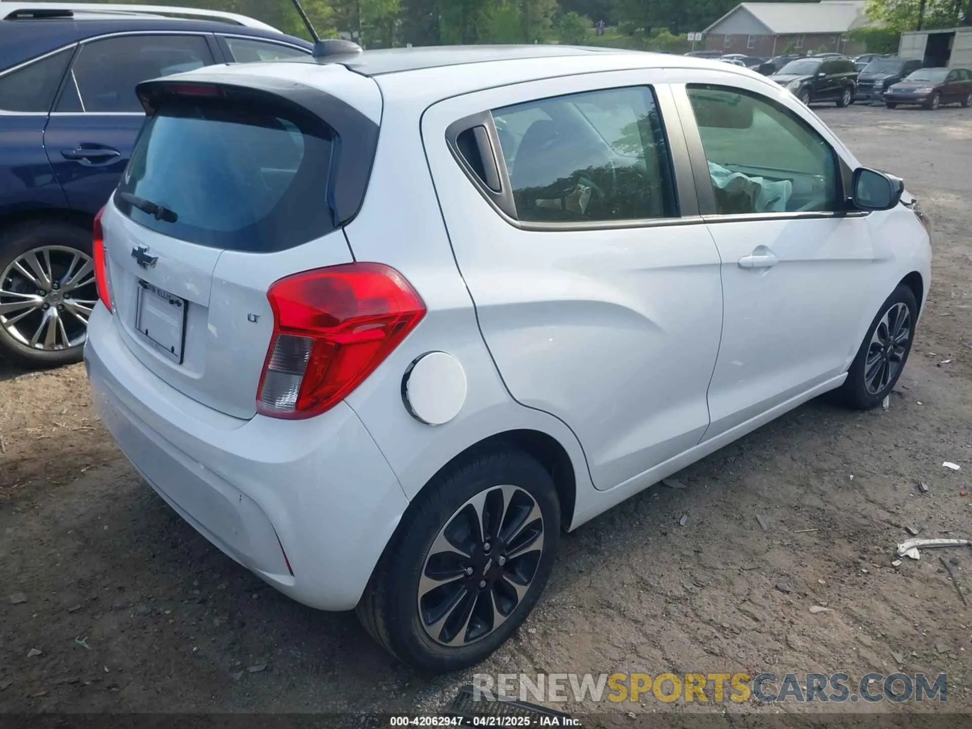 4 Photograph of a damaged car KL8CD6SA3NC029145 CHEVROLET SPARK 2022