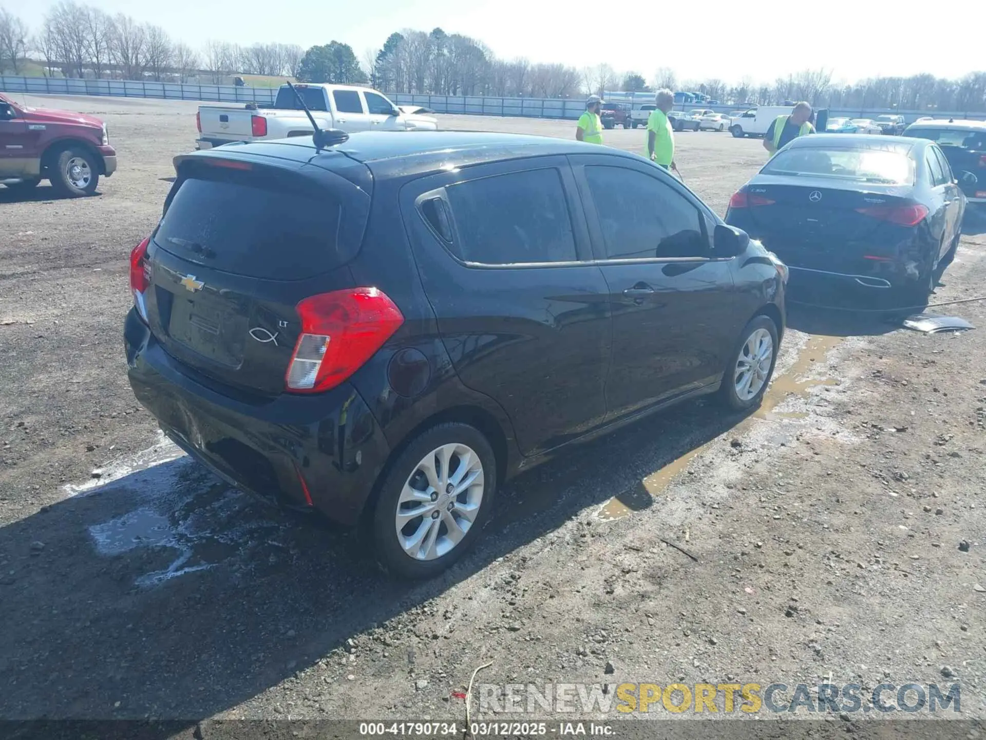 4 Фотография поврежденного автомобиля KL8CD6SA5NC020933 CHEVROLET SPARK 2022
