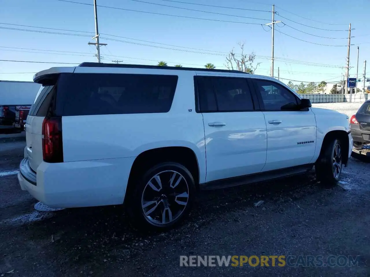 3 Photograph of a damaged car 1GNSCHKC4KR359718 CHEVROLET SUBURBAN 2019