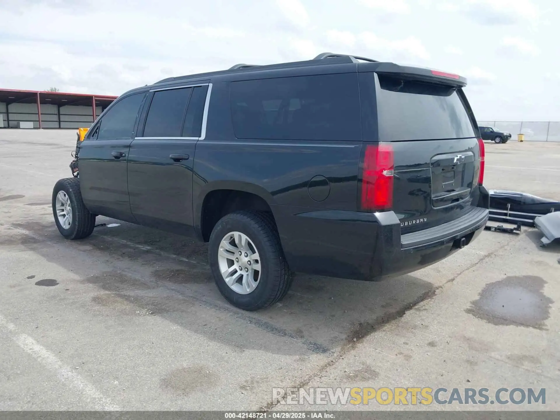 3 Фотография поврежденного автомобиля 1GNSKGKC4KR128685 CHEVROLET SUBURBAN 2019