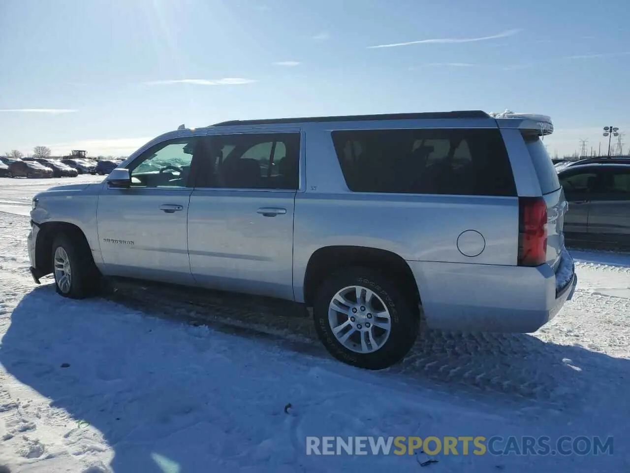 2 Photograph of a damaged car 1GNSKHKC0KR380519 CHEVROLET SUBURBAN 2019