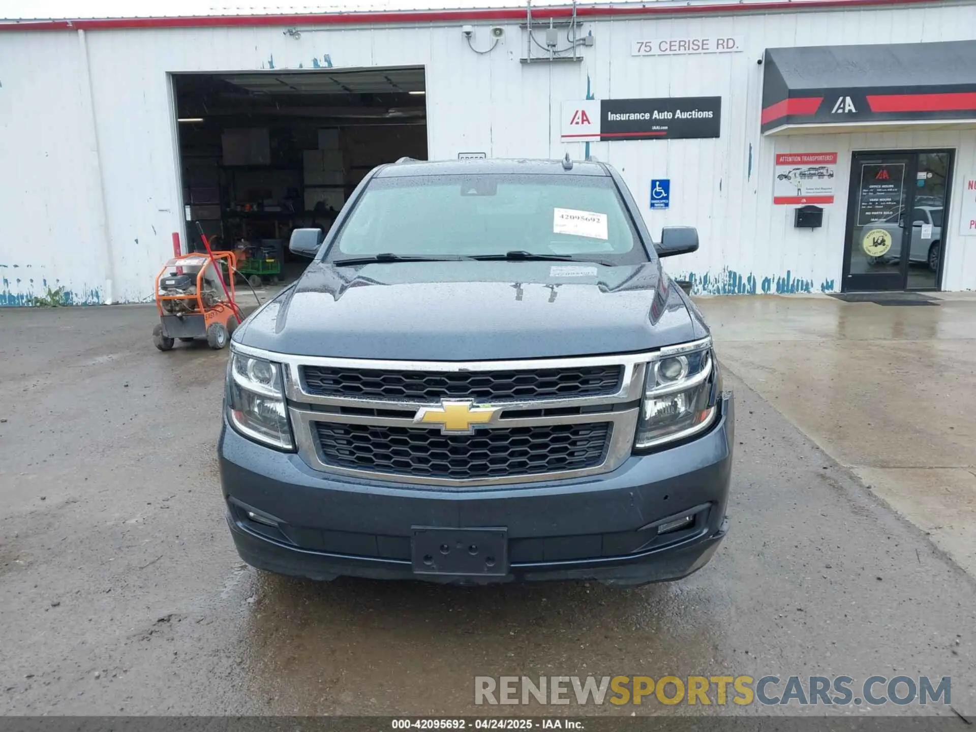 13 Фотография поврежденного автомобиля 1GNSKHKC1KR241449 CHEVROLET SUBURBAN 2019