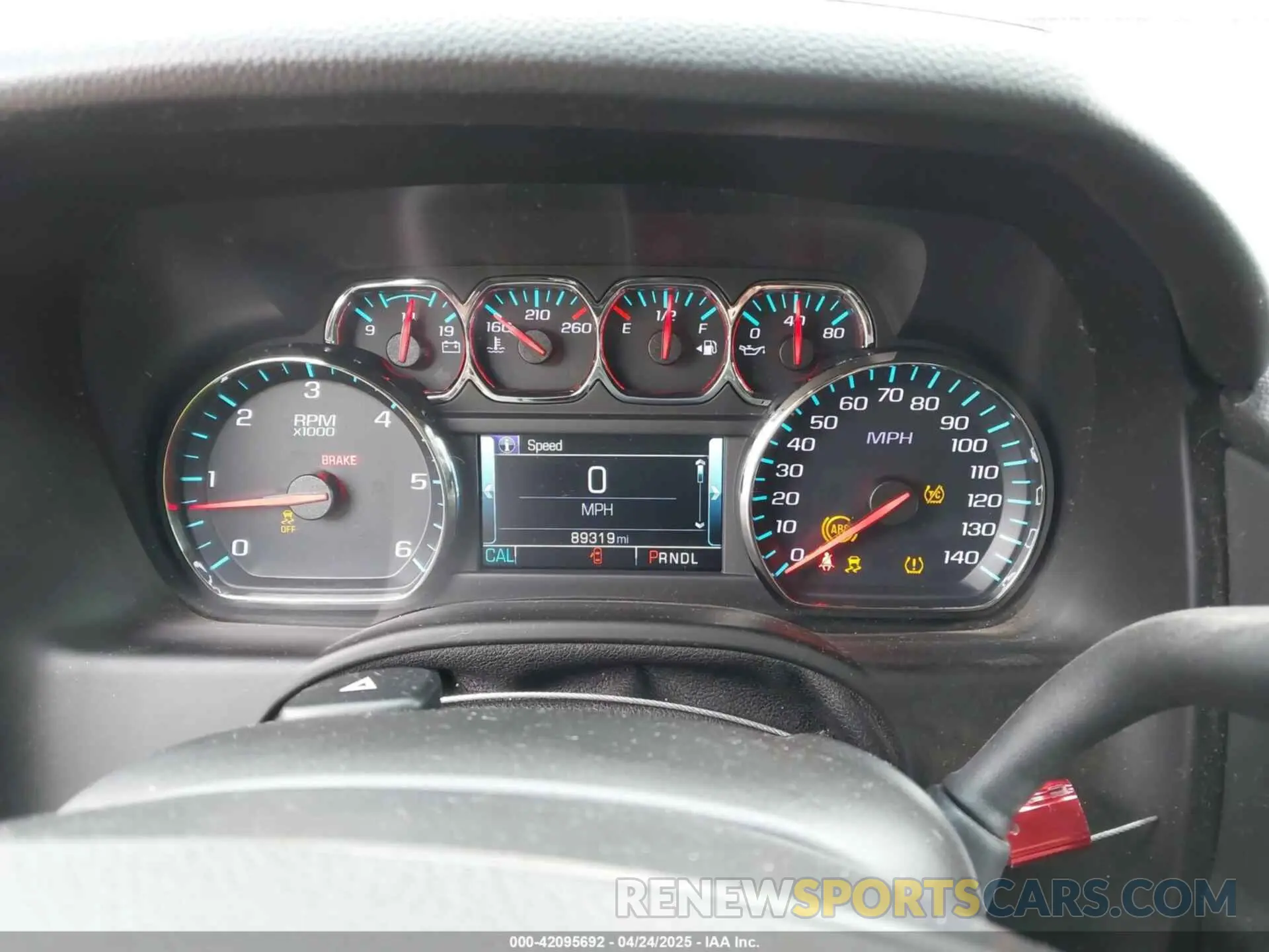 7 Фотография поврежденного автомобиля 1GNSKHKC1KR241449 CHEVROLET SUBURBAN 2019