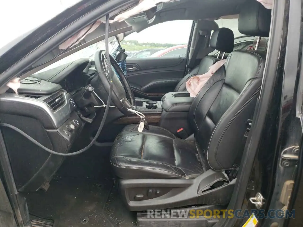 7 Photograph of a damaged car 1GNSKHKC2KR400785 CHEVROLET SUBURBAN 2019