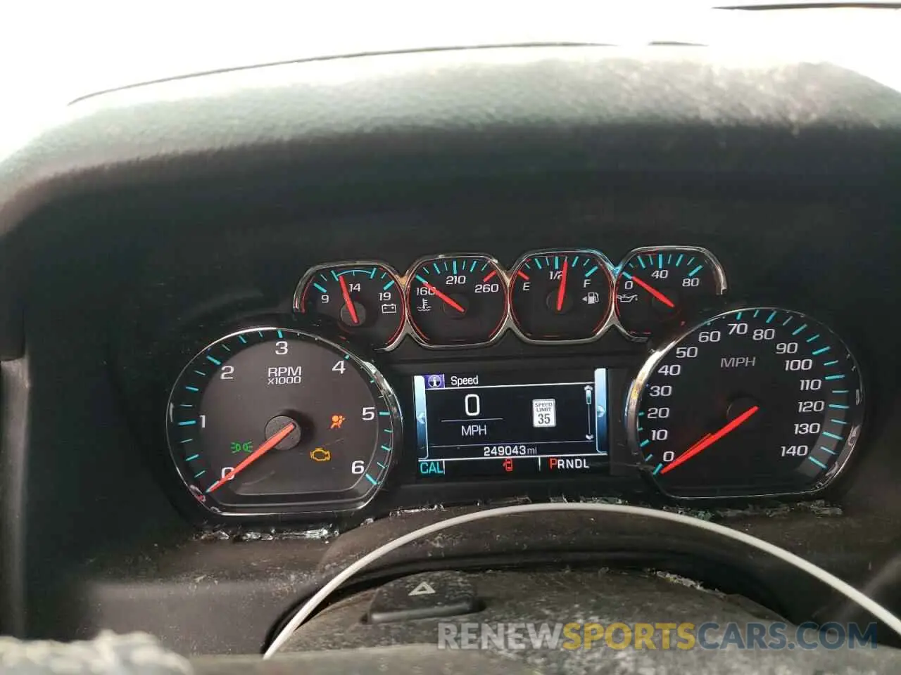 9 Photograph of a damaged car 1GNSKHKC2KR400785 CHEVROLET SUBURBAN 2019