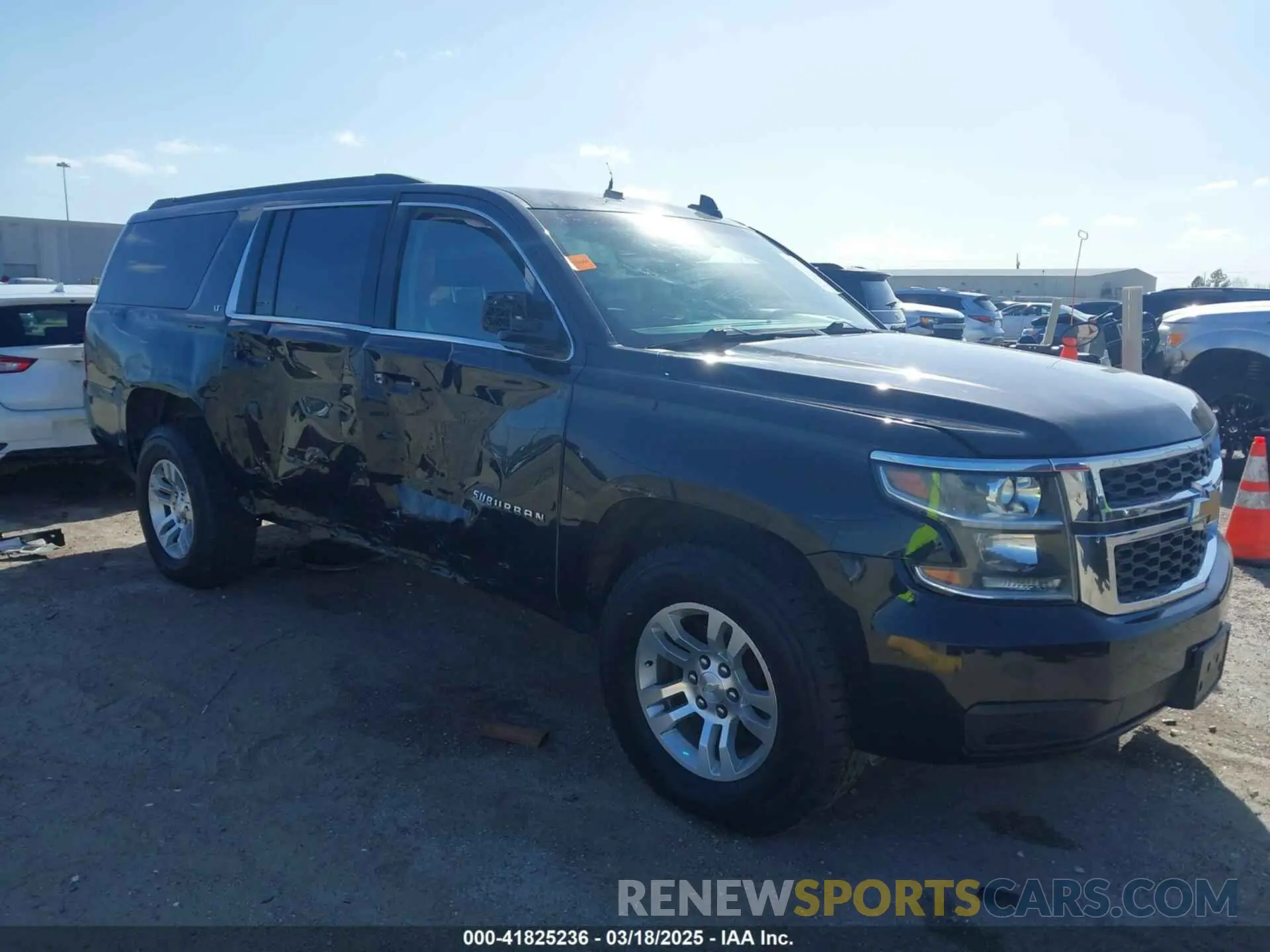 1 Photograph of a damaged car 1GNSKHKC3KR394785 CHEVROLET SUBURBAN 2019