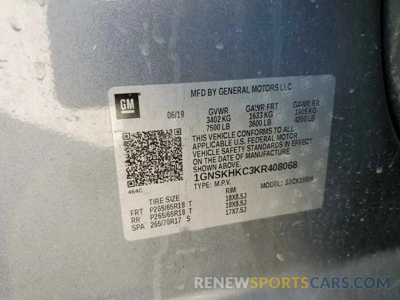 13 Photograph of a damaged car 1GNSKHKC3KR408068 CHEVROLET SUBURBAN 2019