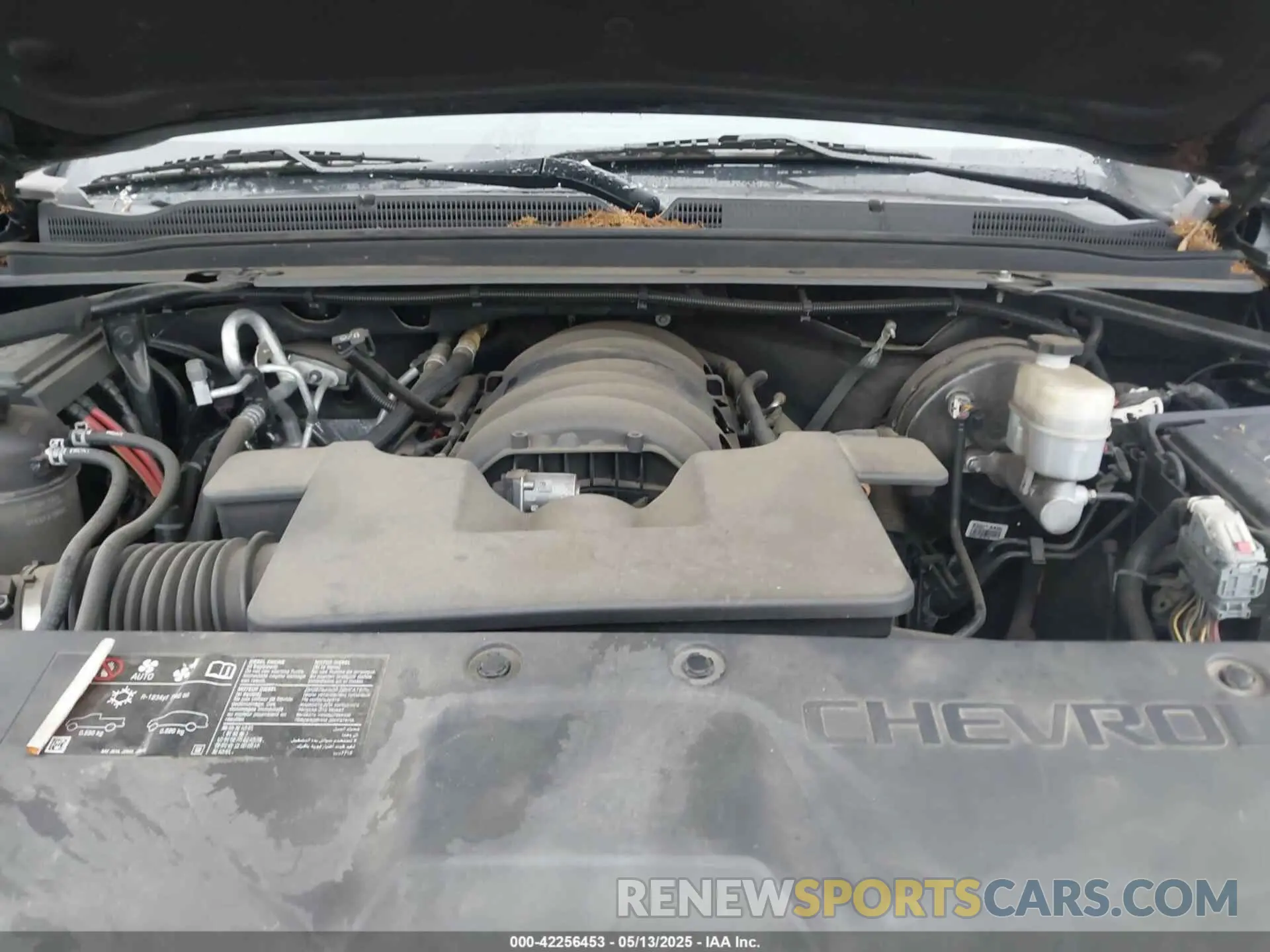 10 Фотография поврежденного автомобиля 1GNSKHKC8KR332167 CHEVROLET SUBURBAN 2019