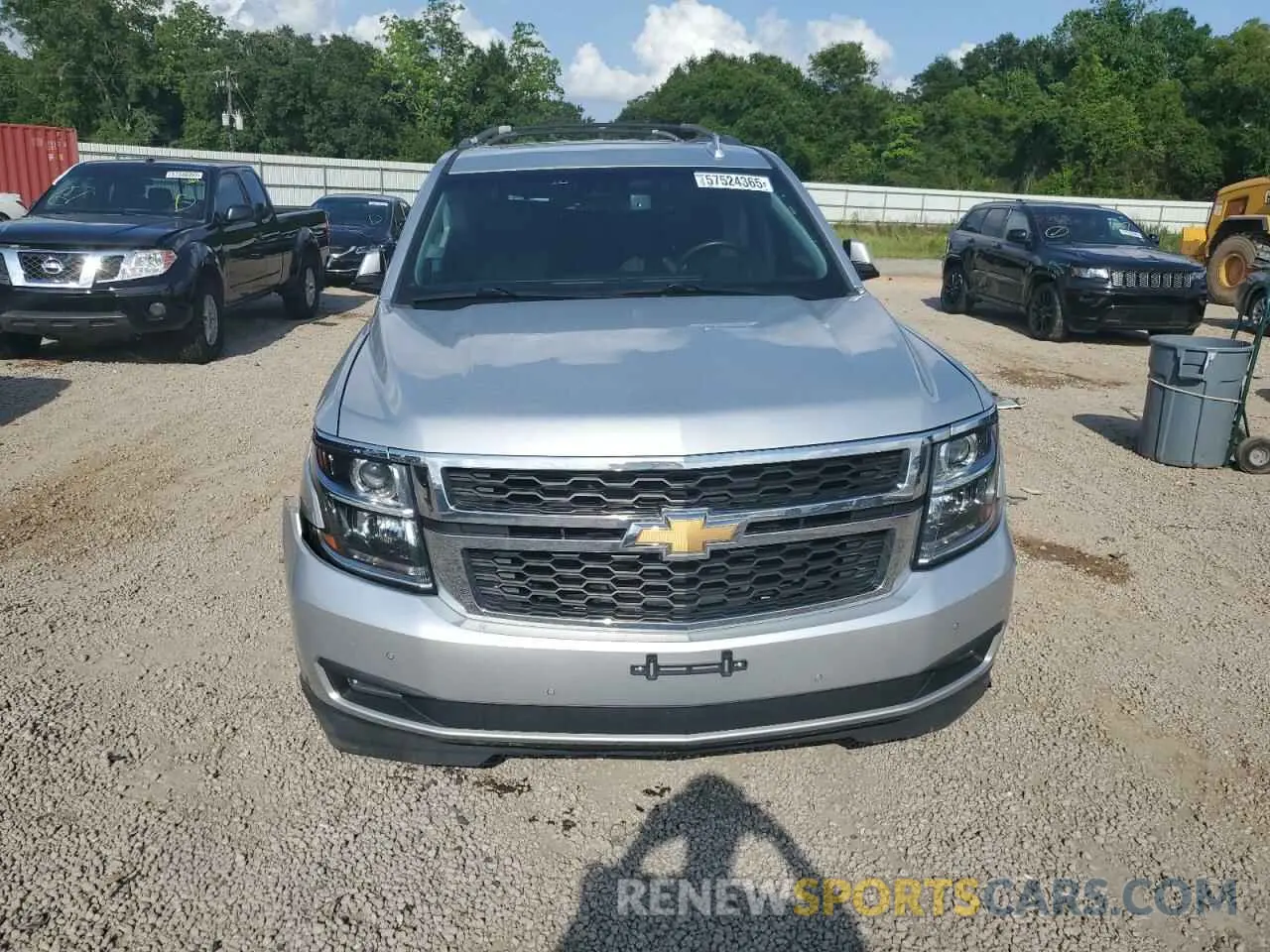 5 Photograph of a damaged car 1GNSKHKC9KR309268 CHEVROLET SUBURBAN 2019