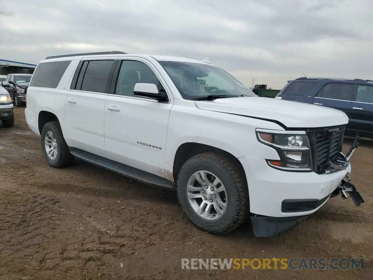 4 Photograph of a damaged car 1GNSKHKCXKR398221 CHEVROLET SUBURBAN 2019