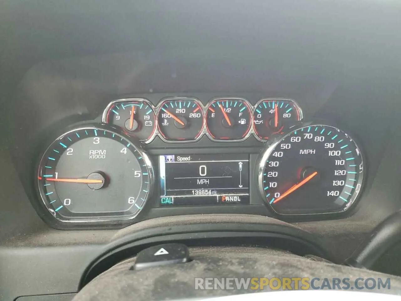 9 Photograph of a damaged car 1GNSKHKCXKR398221 CHEVROLET SUBURBAN 2019
