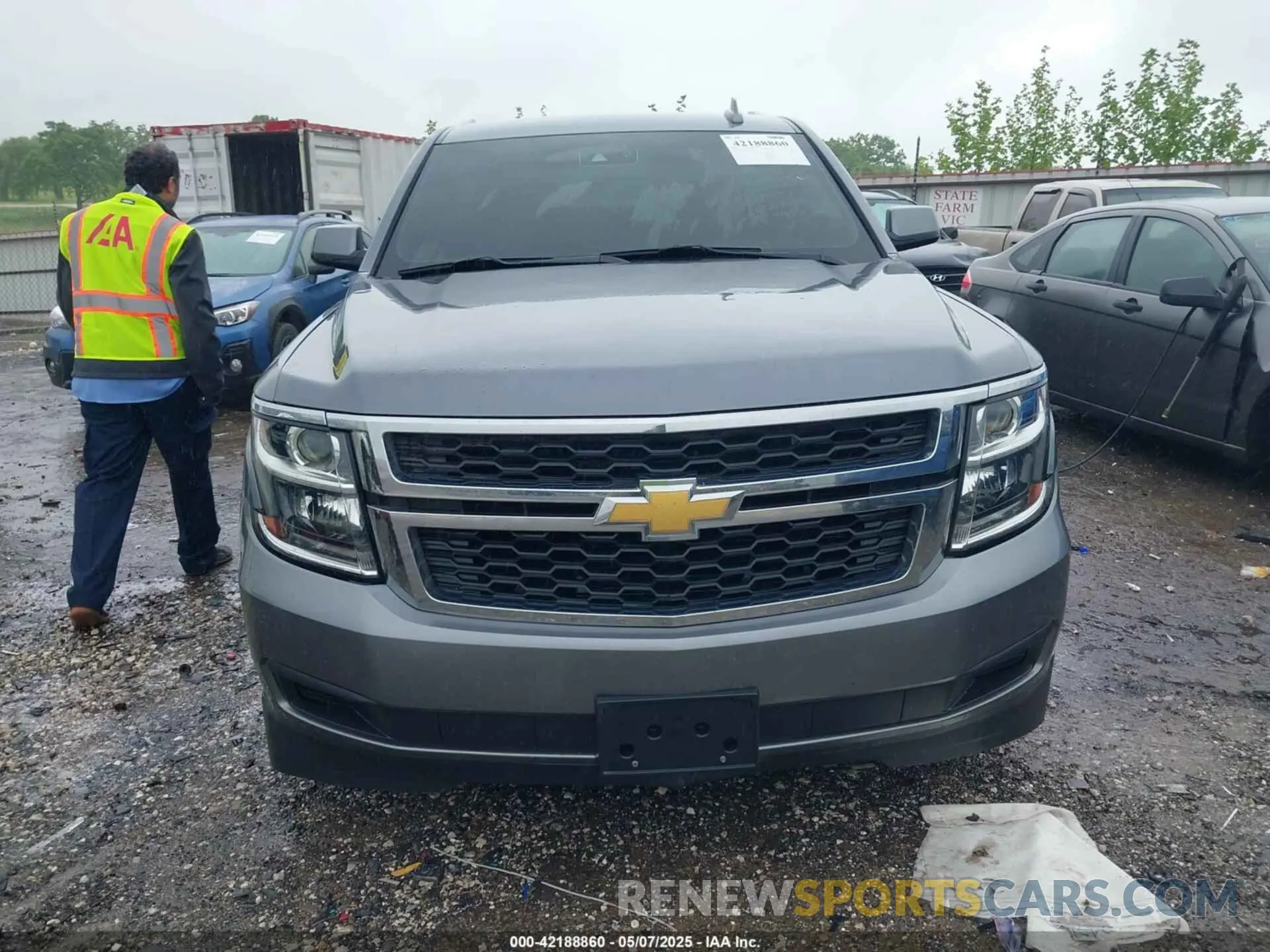 12 Фотография поврежденного автомобиля 1GNSKHKCXKR405555 CHEVROLET SUBURBAN 2019