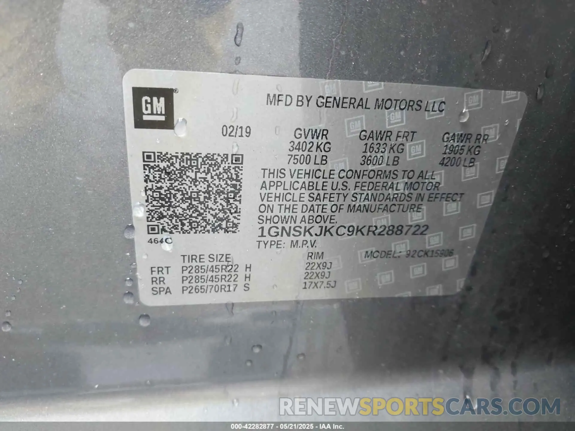 9 Фотография поврежденного автомобиля 1GNSKJKC9KR288722 CHEVROLET SUBURBAN 2019