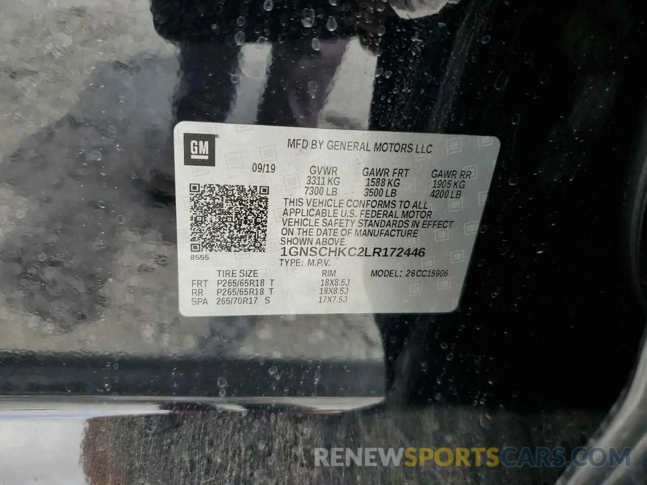 13 Photograph of a damaged car 1GNSCHKC2LR172446 CHEVROLET SUBURBAN 2020