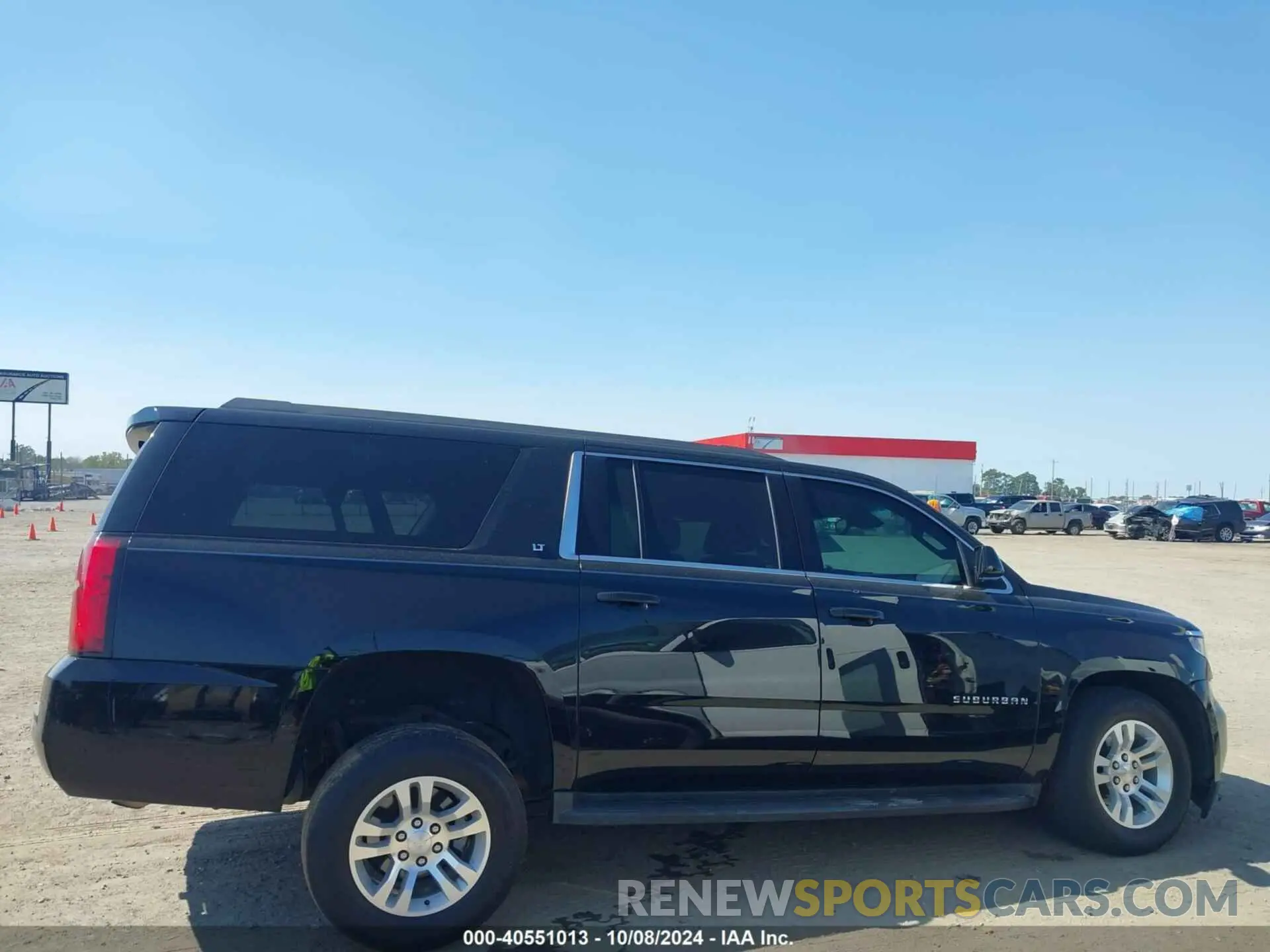 13 Photograph of a damaged car 1GNSCHKC5LR102083 CHEVROLET SUBURBAN 2020