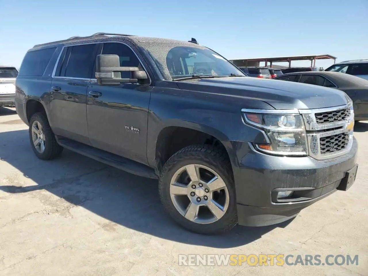 4 Photograph of a damaged car 1GNSCHKC5LR186048 CHEVROLET SUBURBAN 2020