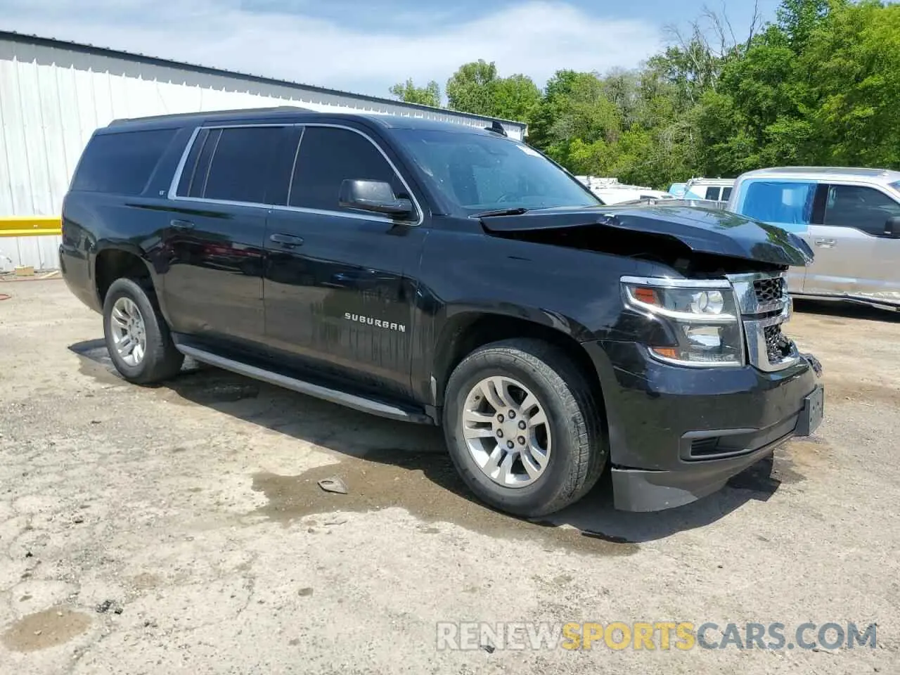 4 Photograph of a damaged car 1GNSCHKC6LR118860 CHEVROLET SUBURBAN 2020