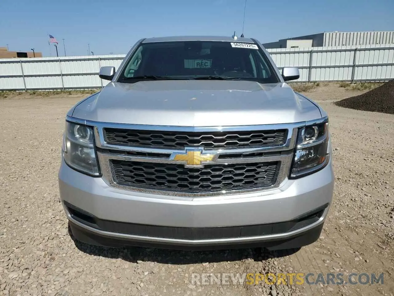 5 Фотография поврежденного автомобиля 1GNSKHKC0LR285945 CHEVROLET SUBURBAN 2020