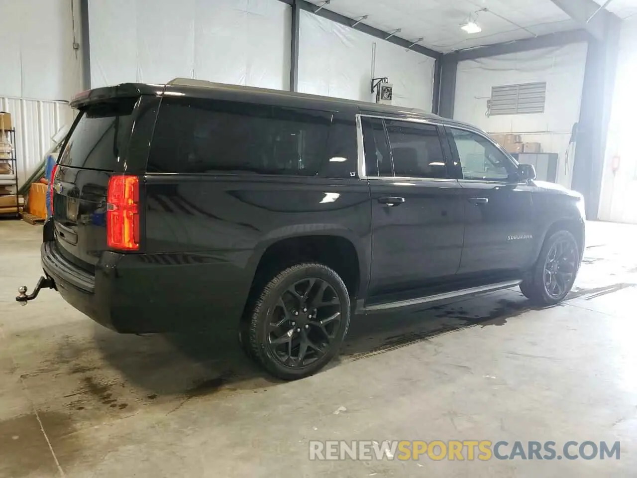 3 Фотография поврежденного автомобиля 1GNSKHKC5LR299971 CHEVROLET SUBURBAN 2020
