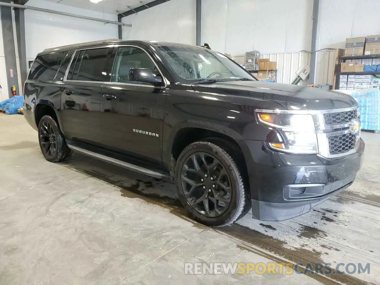 4 Фотография поврежденного автомобиля 1GNSKHKC5LR299971 CHEVROLET SUBURBAN 2020