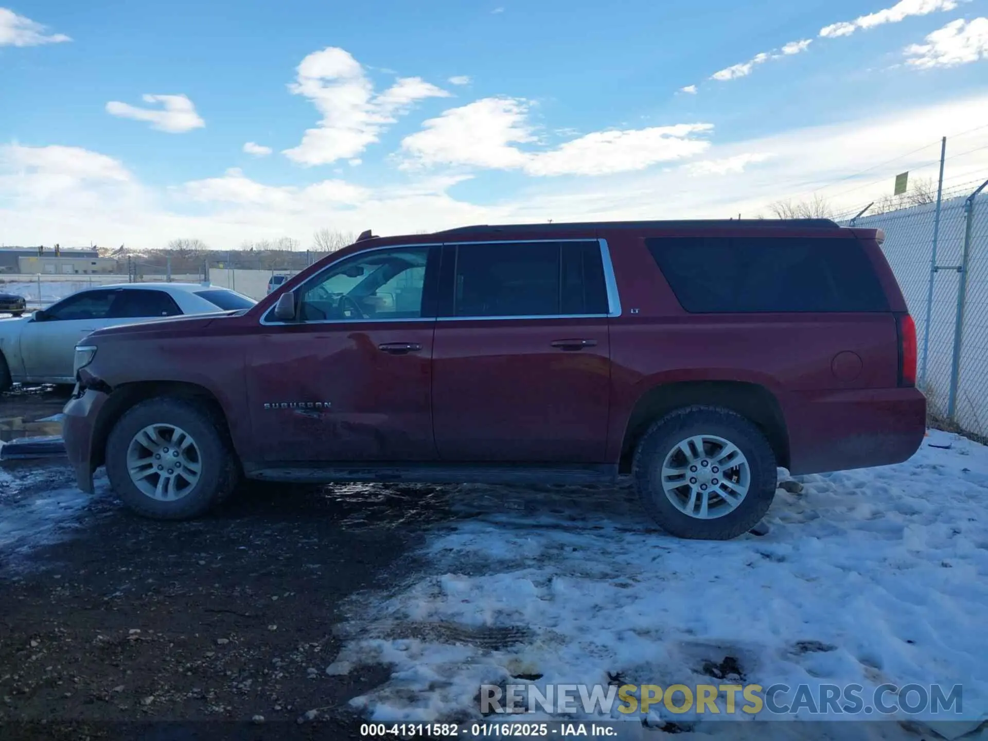 14 Фотография поврежденного автомобиля 1GNSKHKC9LR233603 CHEVROLET SUBURBAN 2020