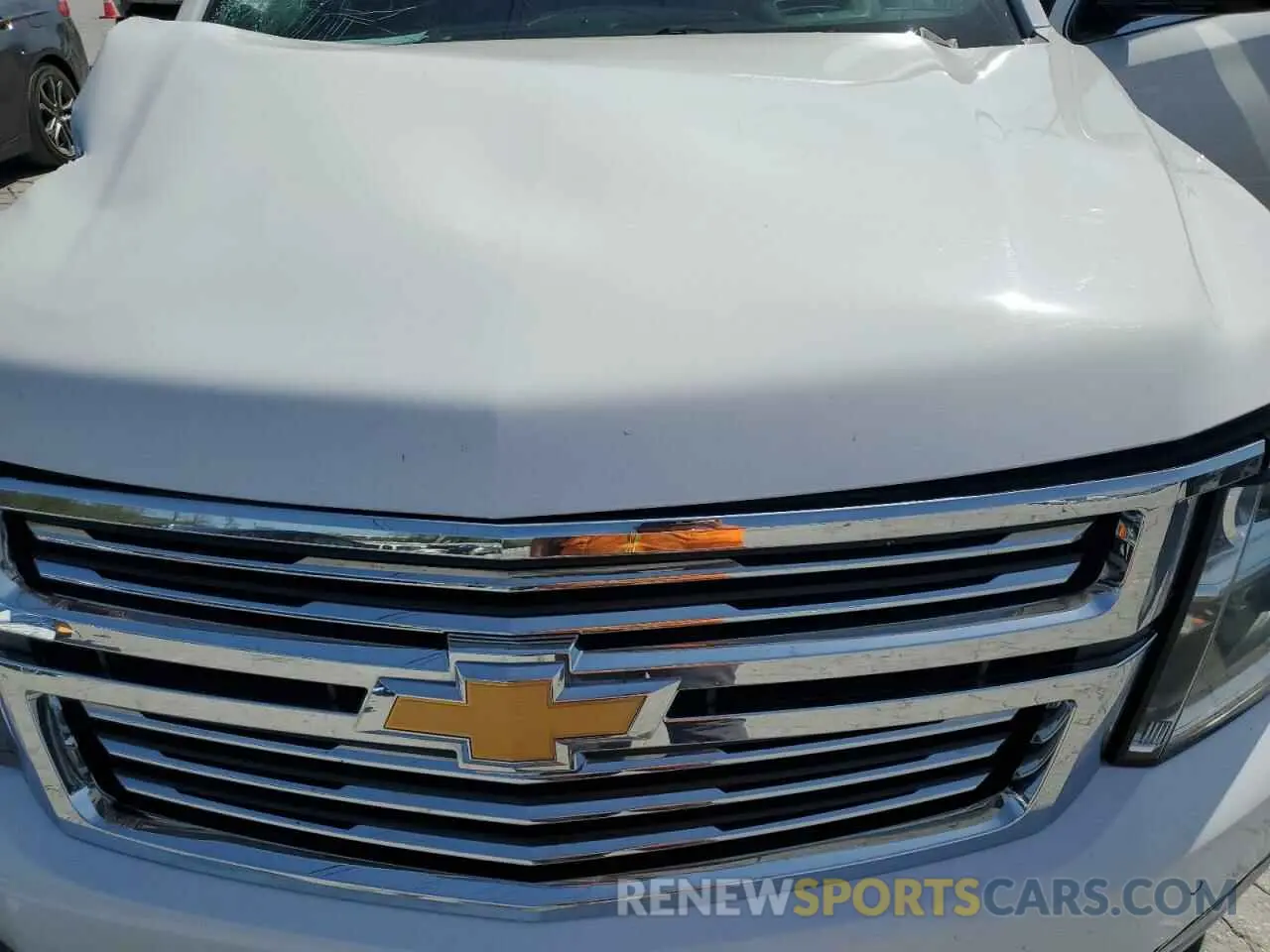13 Photograph of a damaged car 1GNSKJKC0LR151444 CHEVROLET SUBURBAN 2020