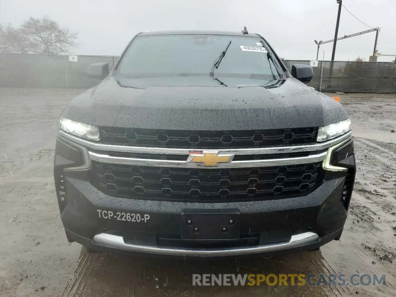 5 Photograph of a damaged car 1GNSCBKD4MR393411 CHEVROLET SUBURBAN 2021