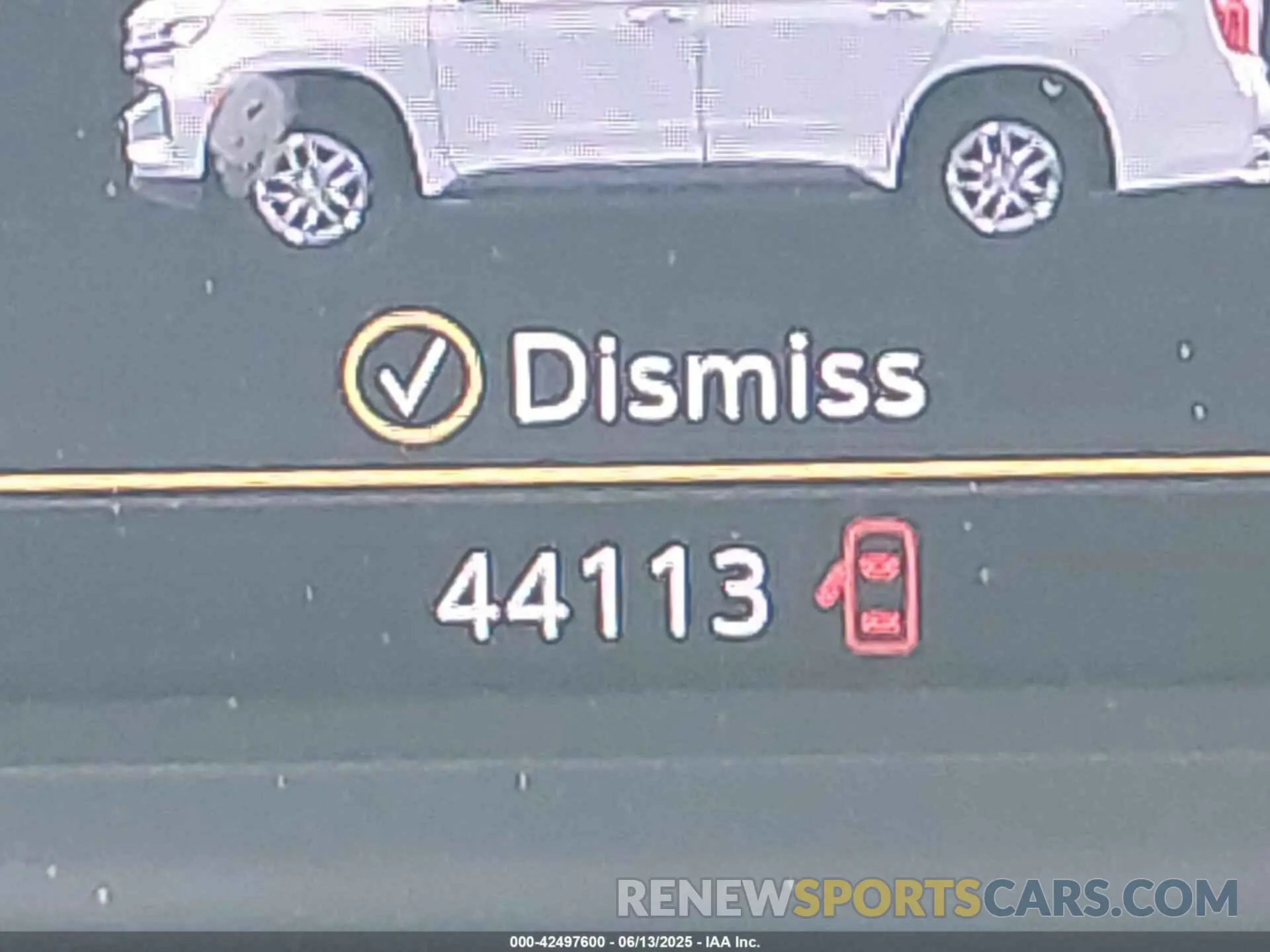 7 Photograph of a damaged car 1GNSCBKD9MR352191 CHEVROLET SUBURBAN 2021