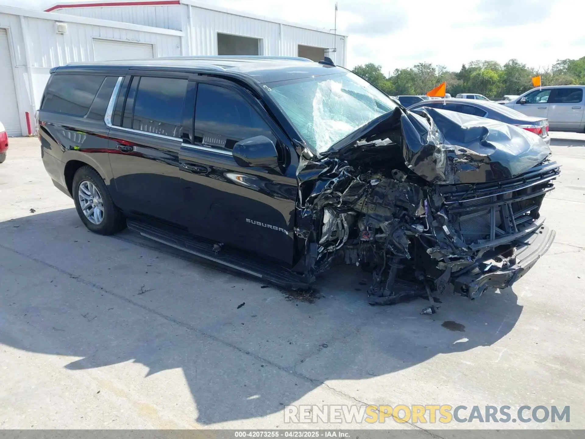 1 Photograph of a damaged car 1GNSCCKD3MR195196 CHEVROLET SUBURBAN 2021