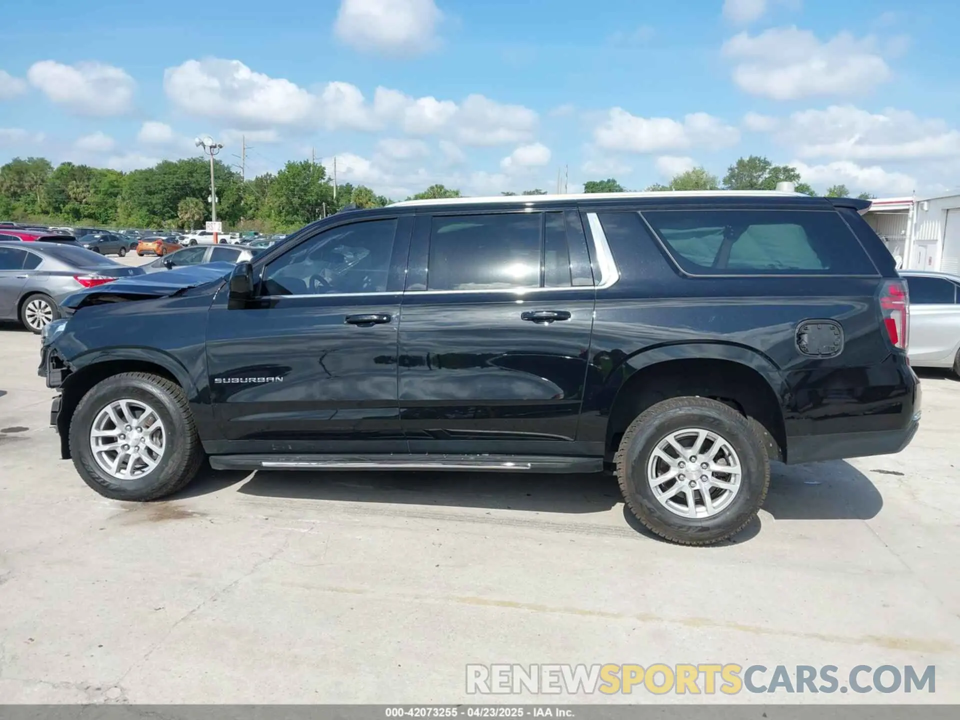 15 Photograph of a damaged car 1GNSCCKD3MR195196 CHEVROLET SUBURBAN 2021