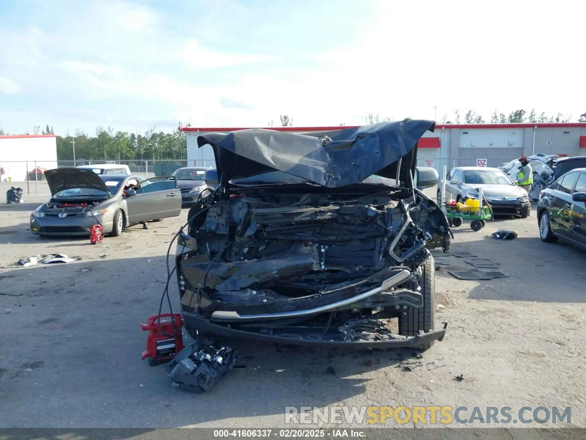 6 Фотография поврежденного автомобиля 1GNSCCKD8MR269020 CHEVROLET SUBURBAN 2021