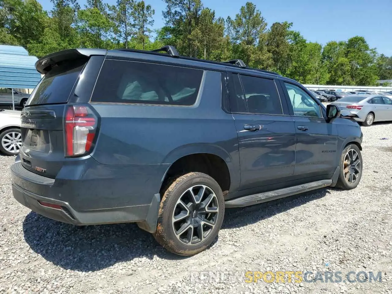 3 Photograph of a damaged car 1GNSCEKD0MR402865 CHEVROLET SUBURBAN 2021